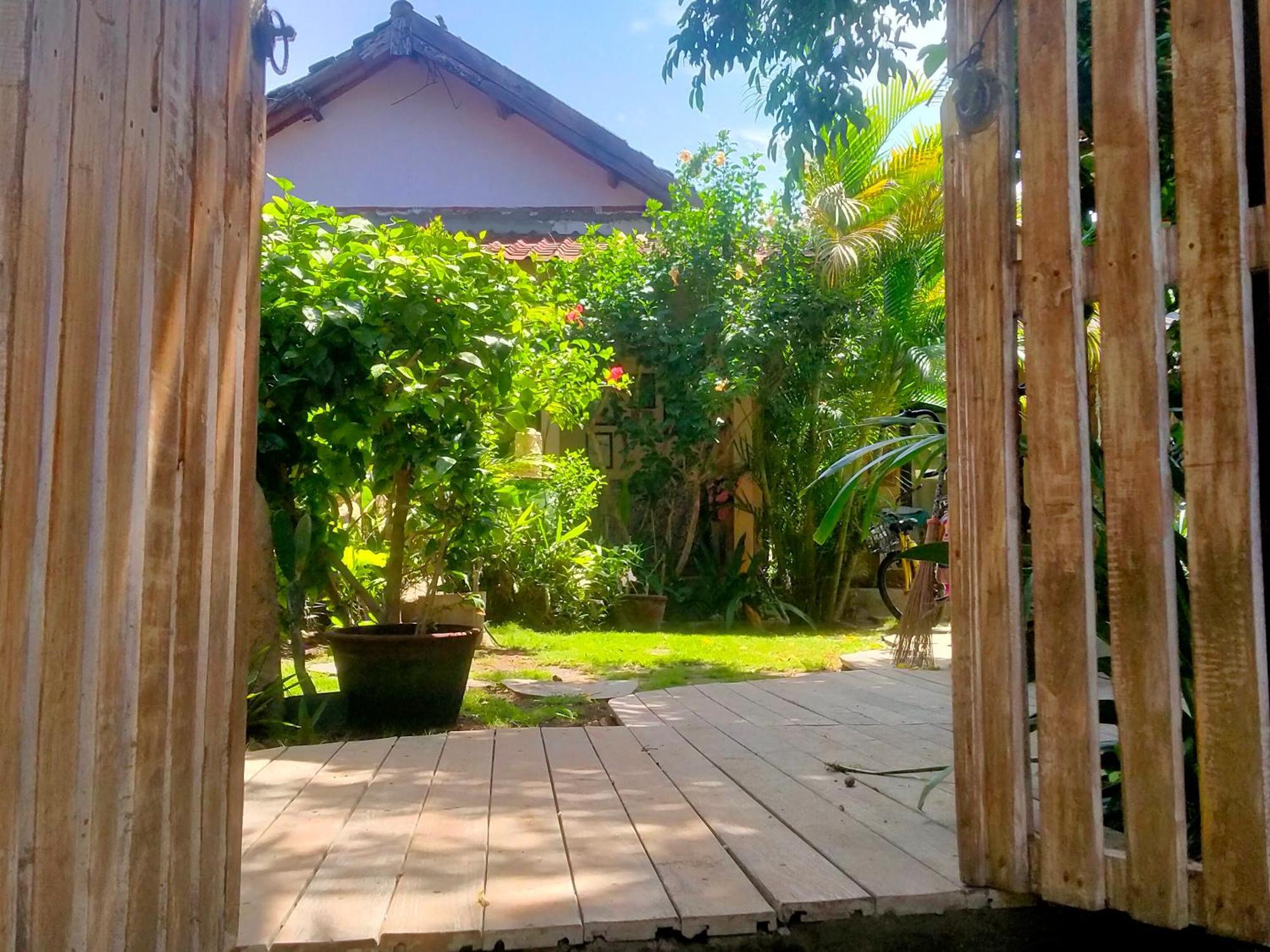 Little Elephant Cottage Quần đảo Gili Ngoại thất bức ảnh